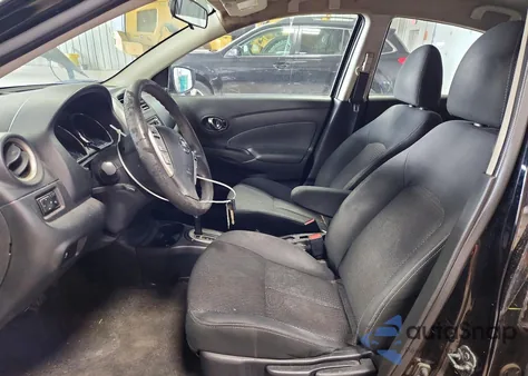 2016 Nissan Versa 1.6 Sv z USA, uszkodzony, nr VIN 3N1CN7AP1GL895419